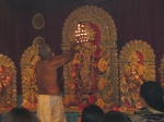 durga_puja_2008_123_raja_kamera_800x600